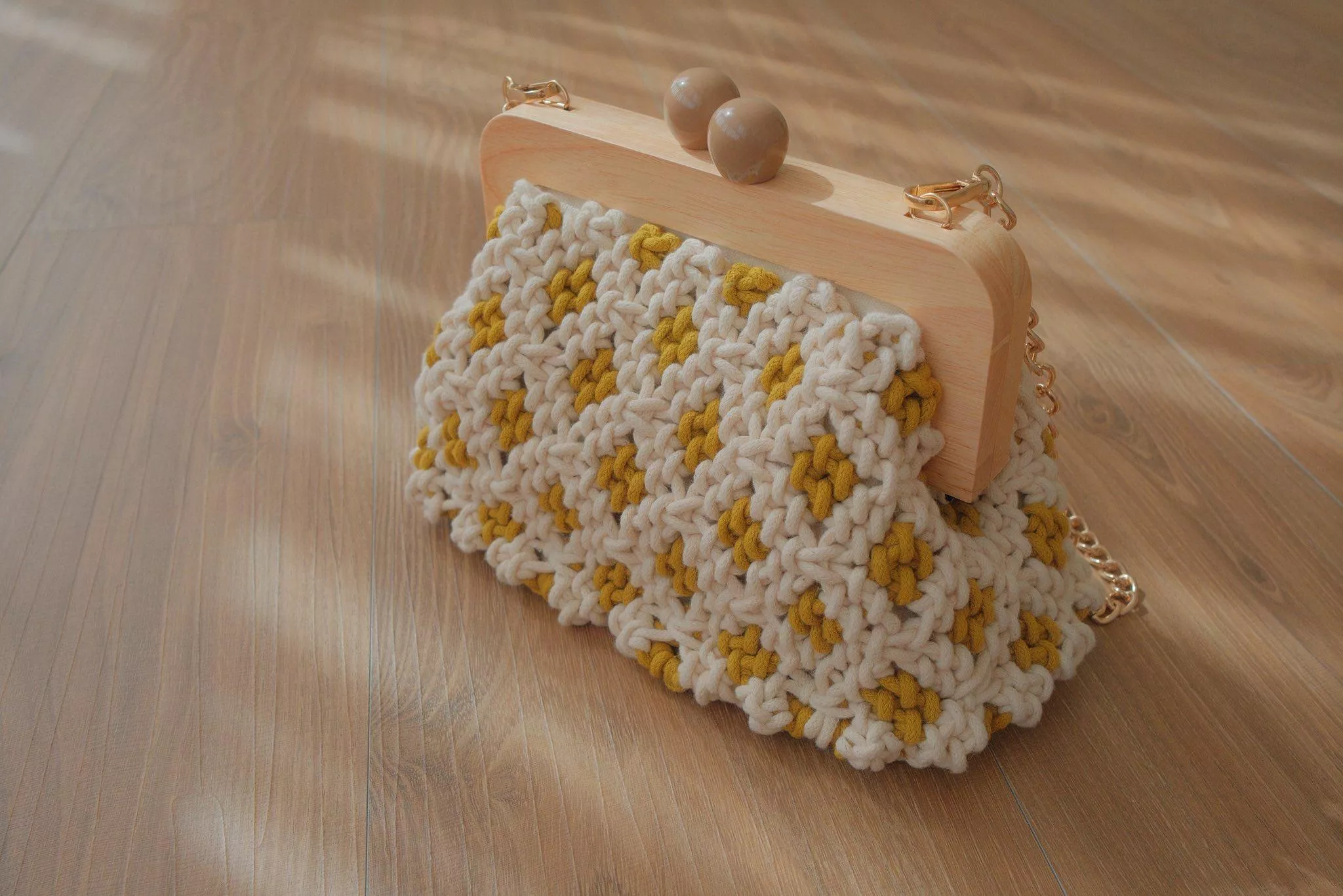 光之物語(淺木色)-刺繡編織包/口金包