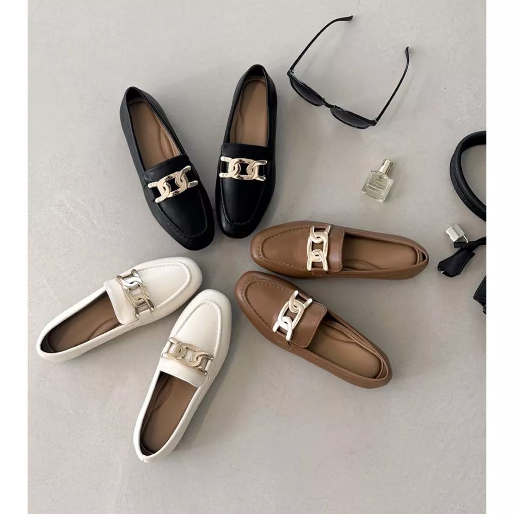 ʀ.ᴄʜ 🇰🇷正韓東大門微方頭真皮金屬釦超軟Q樂福鞋