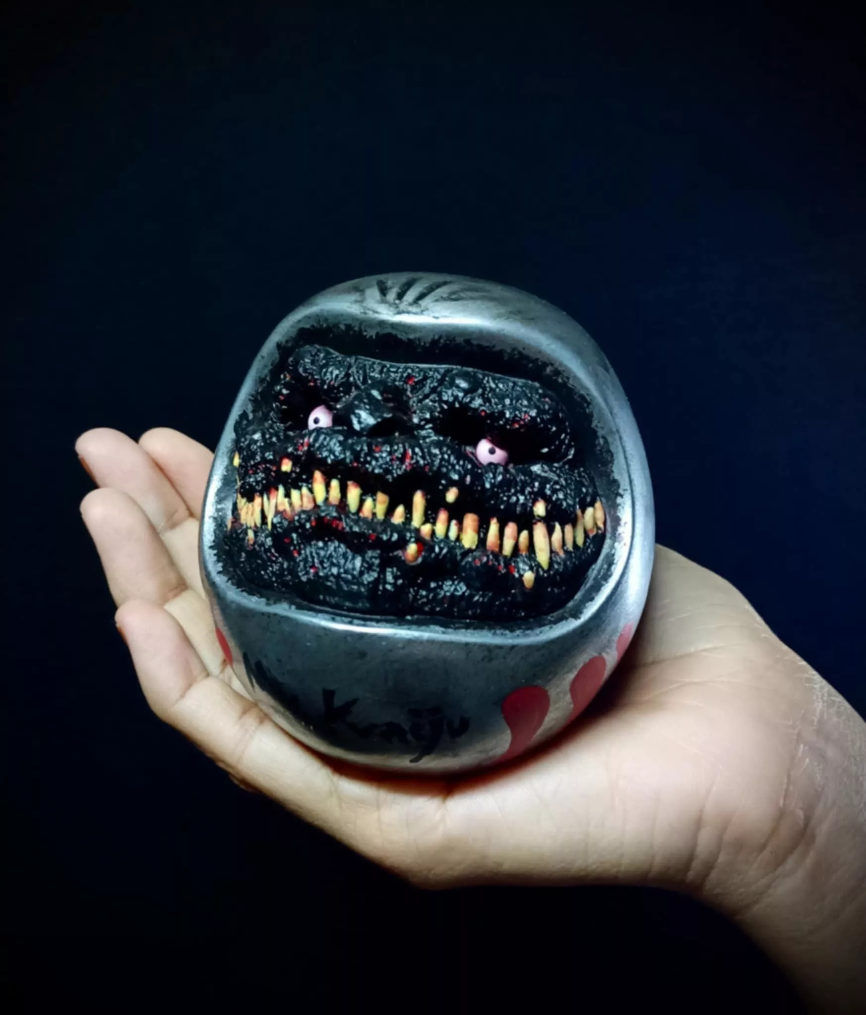 【怪獸天團】Buakaw studio 泰國設計師 「Sinruma」真哥達摩 銀色限定版