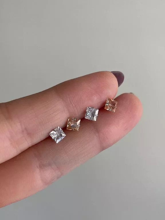 百百搭方鋯│純銀方塊鋯石轉珠耳環(售完不補)