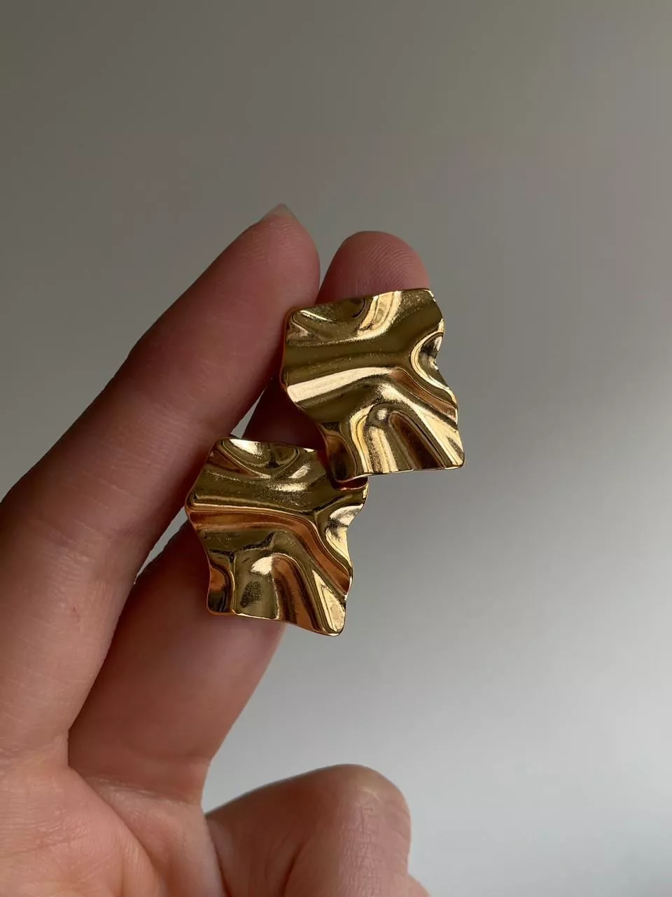 Waves│鈦鋼縐褶感耳環