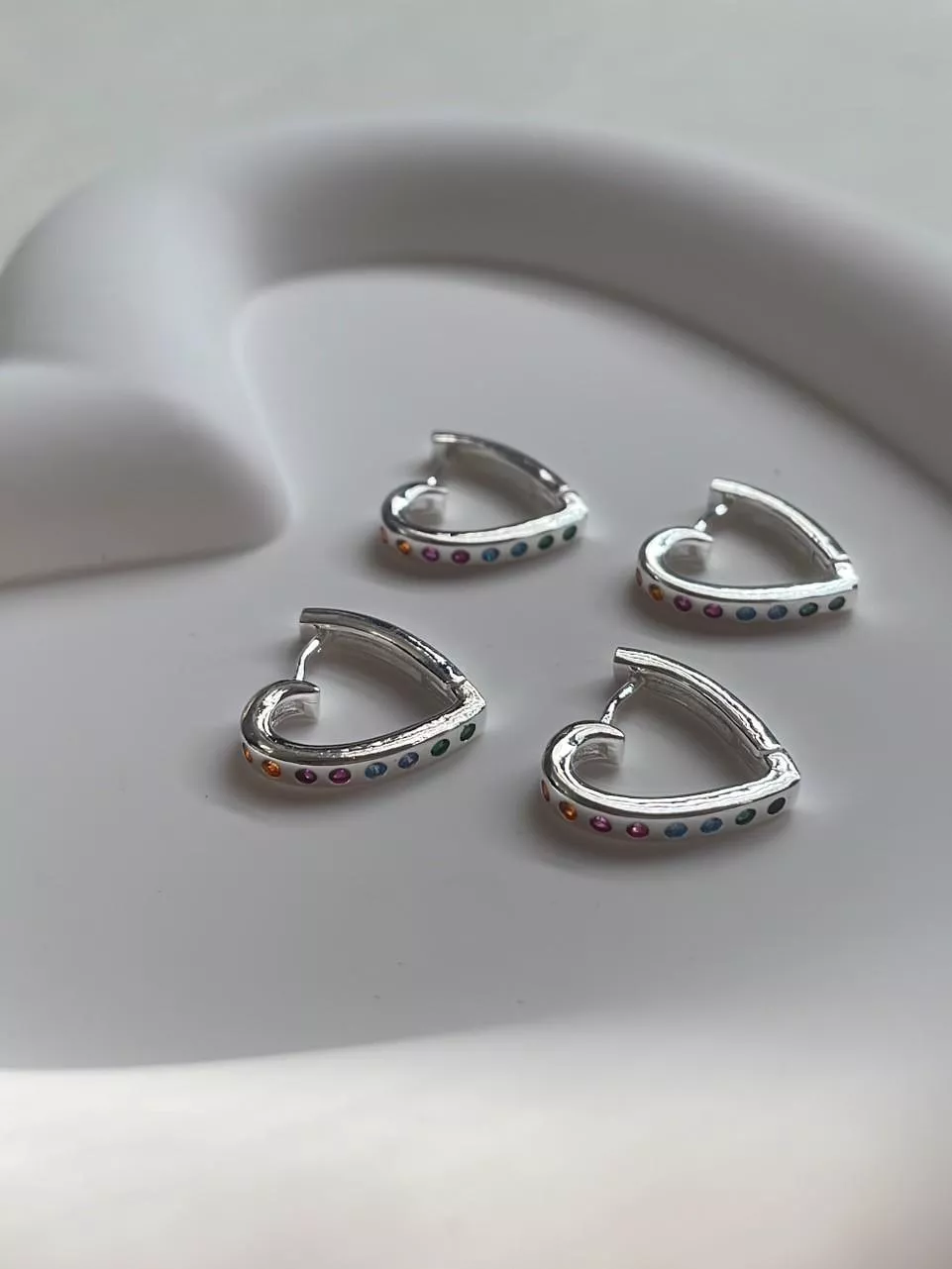 彩色花邊│彩鑽愛心耳扣(售完不補)