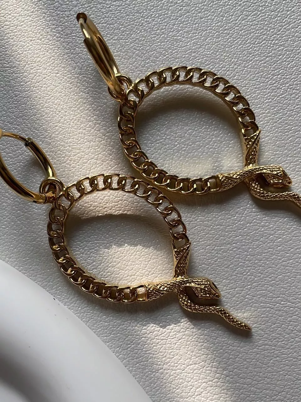 Hiss│鈦鋼蛇耳扣