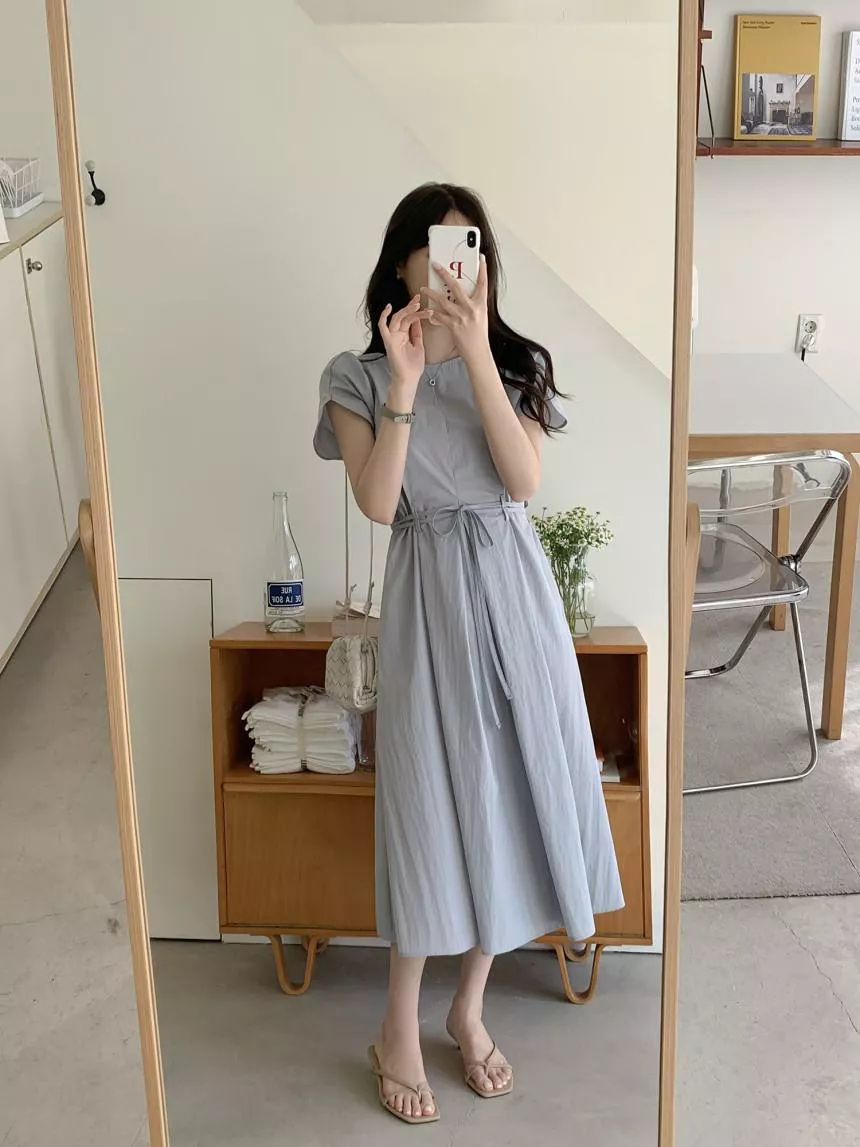 灰藍泡泡袖洋裝