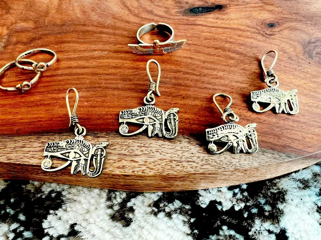 荷魯斯之眼銅製耳環