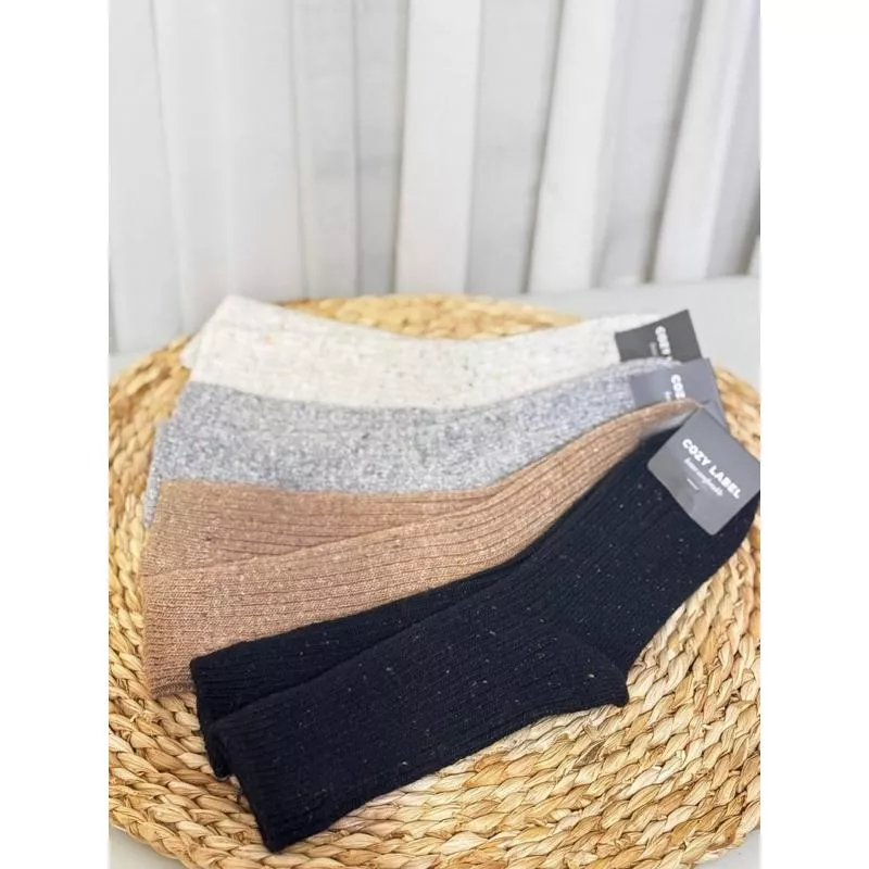 現貨～韓國空運~ 羅紋羊毛針織長襪