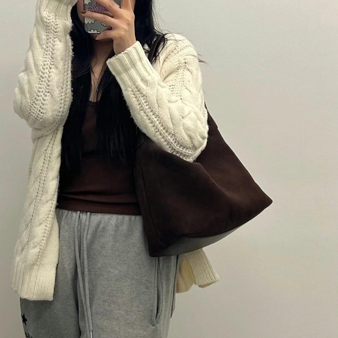 復古麂皮半月包
