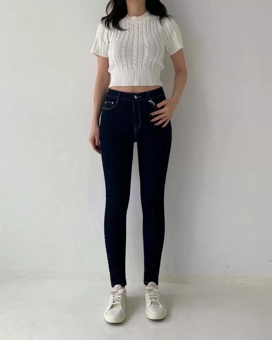 經典彈力顯瘦小腳褲