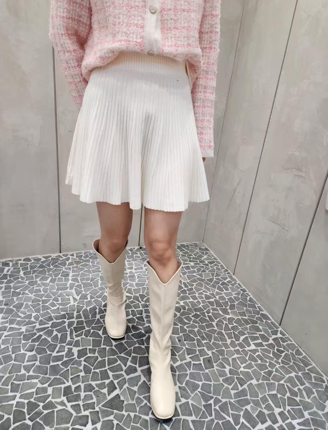 柔美百褶淑女短裙