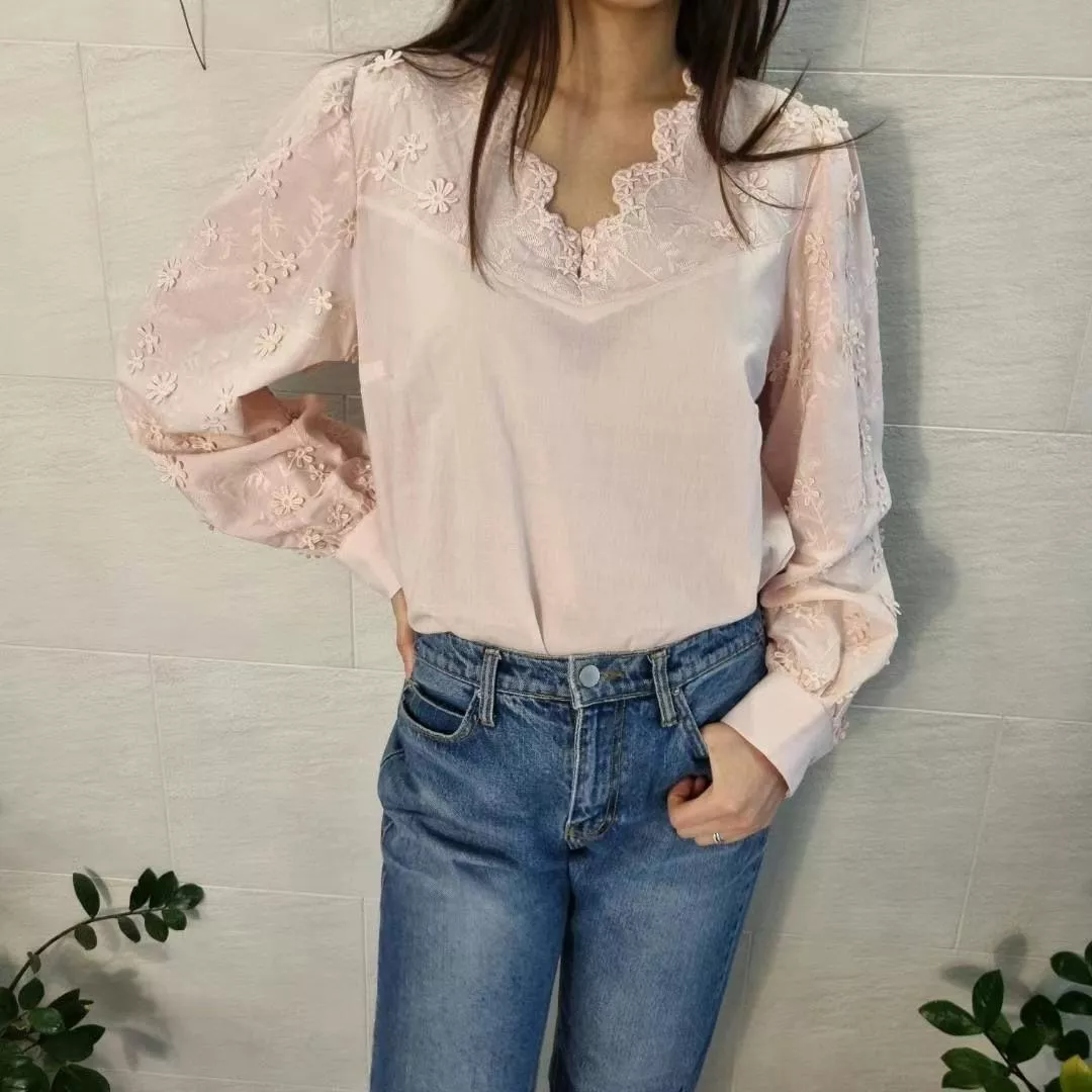法式刺青花蕾絲拼接襯衫