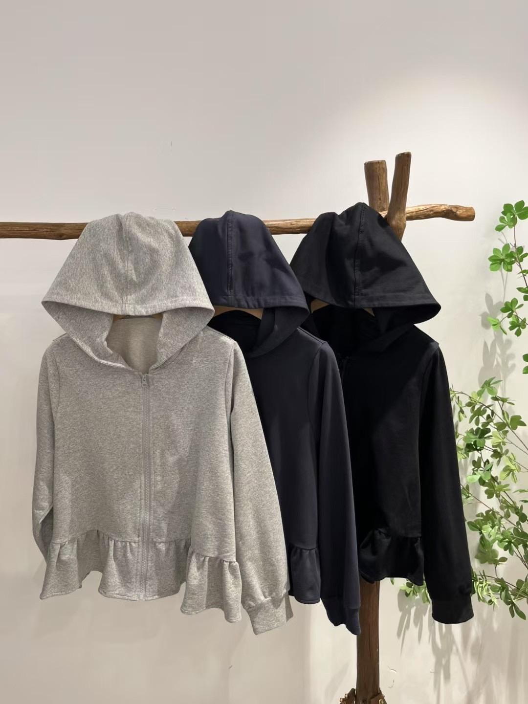 甜美荷葉邊連帽拉鍊外套