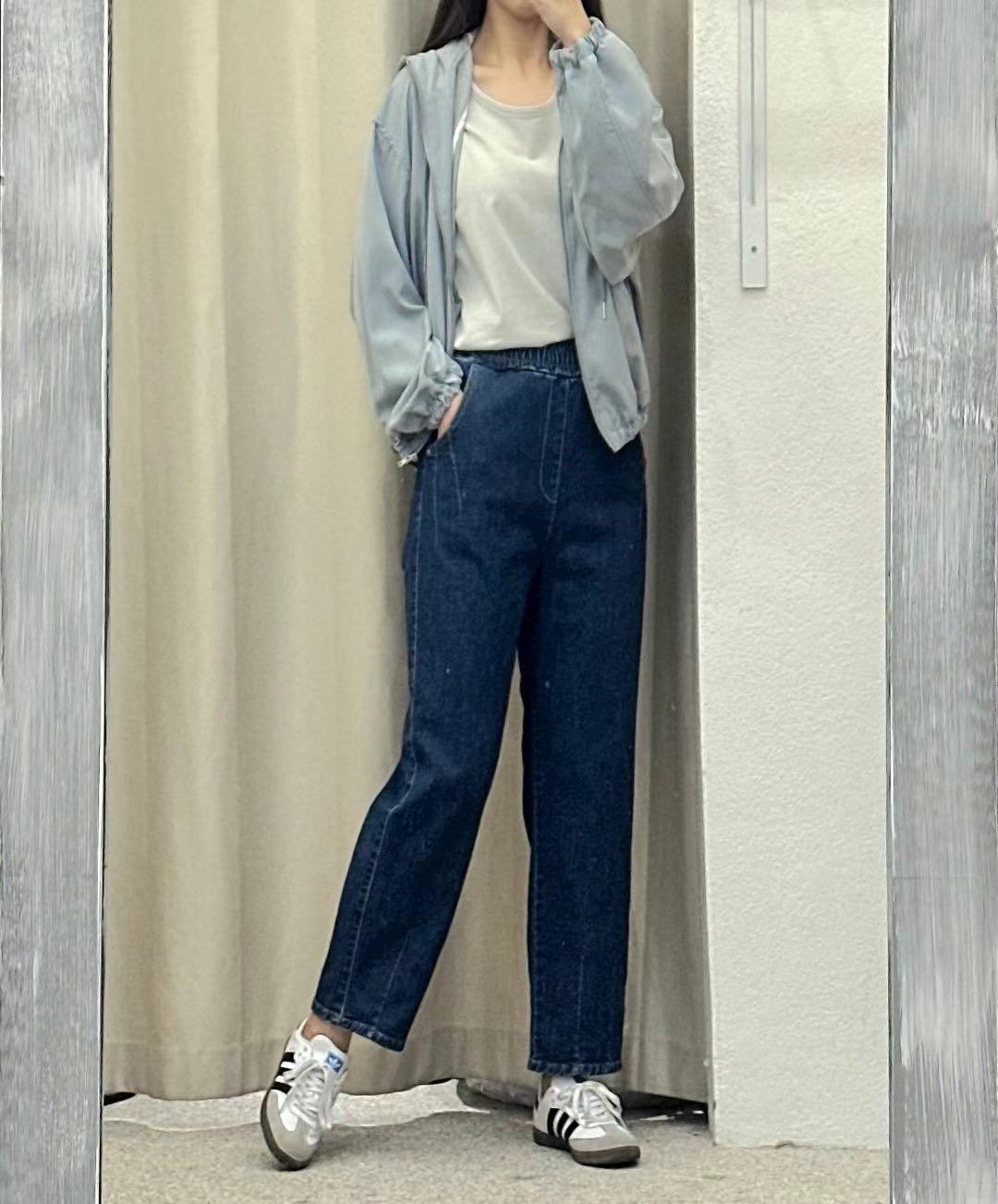 極簡美學・輕盈防風短連帽外套