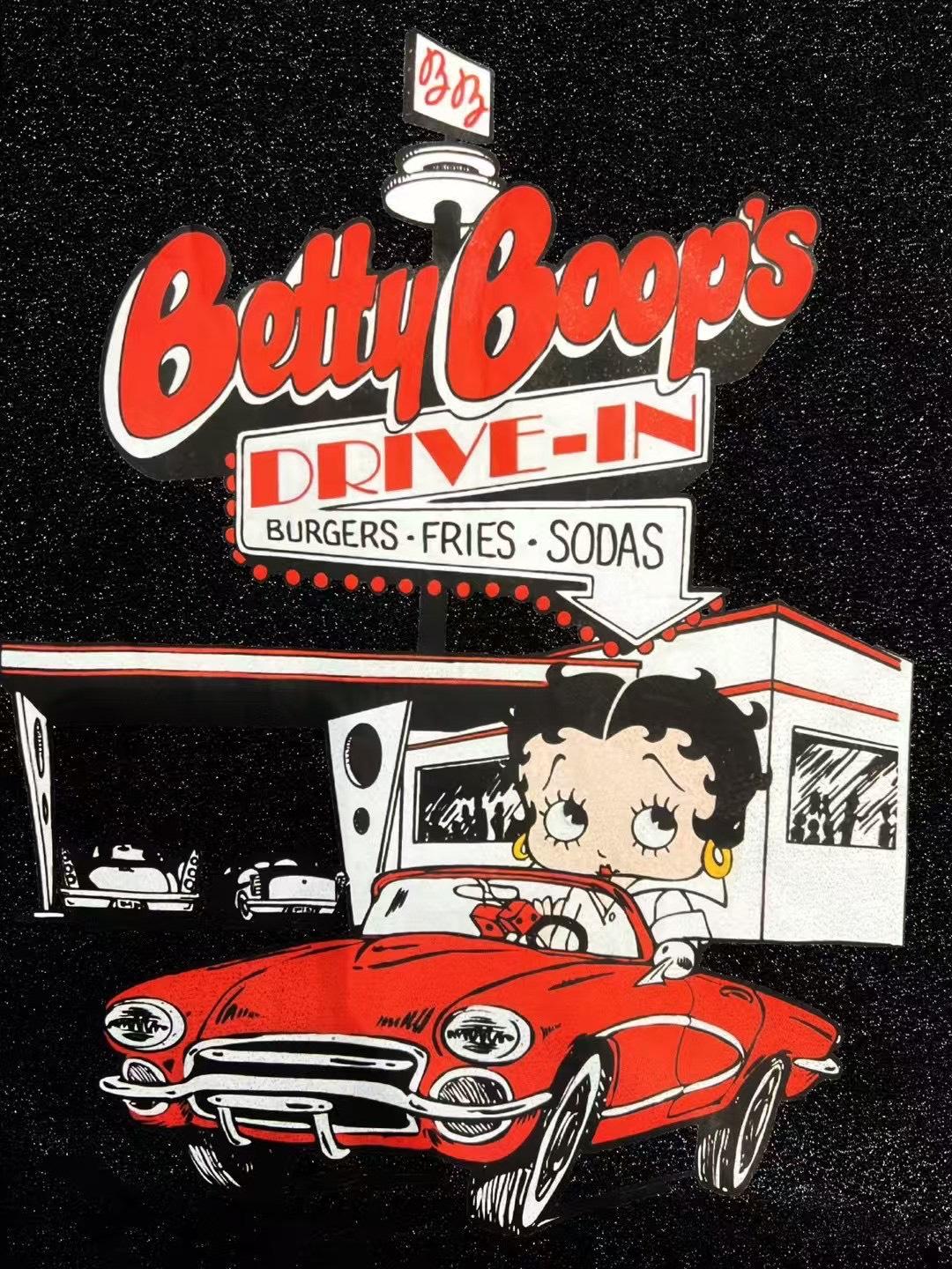 「Boop Drive-in」閃耀復古漫畫手提包
