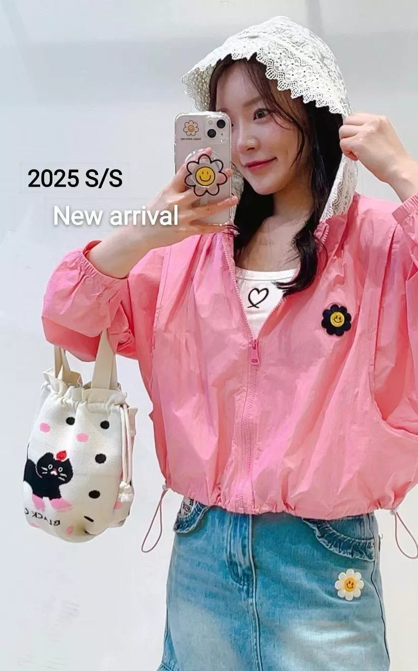 「微笑雲朵」蕾絲領輕量防風外套