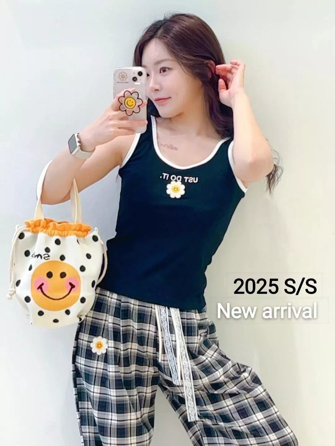 「Smiley Cross」運動感美背笑臉背心