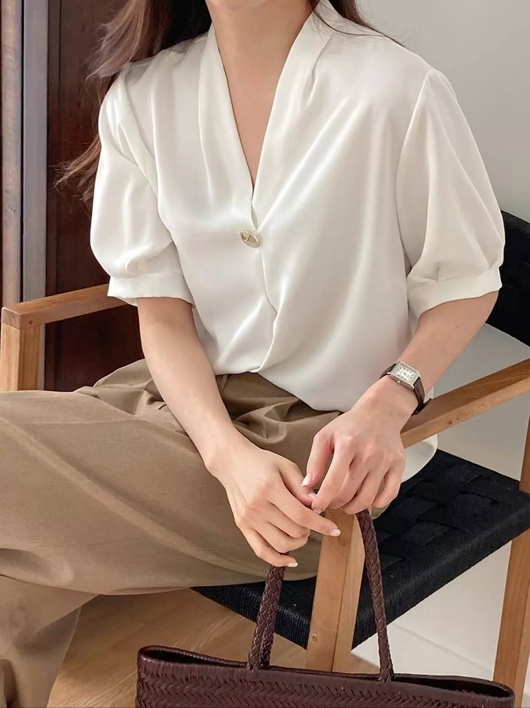 「靜光領語」單釦V領雪紡襯衫