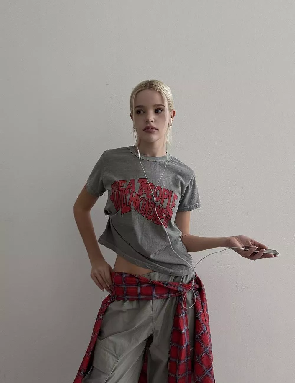 TREAT PEOPLE WITH KINDNESS 印花正能量T恤