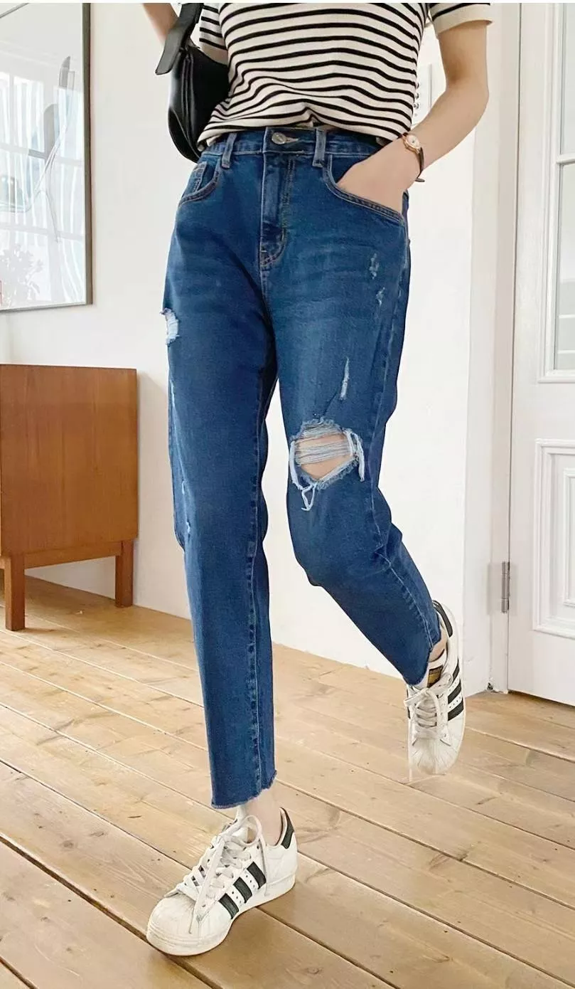 No.1364 顯瘦刷破直筒牛仔褲