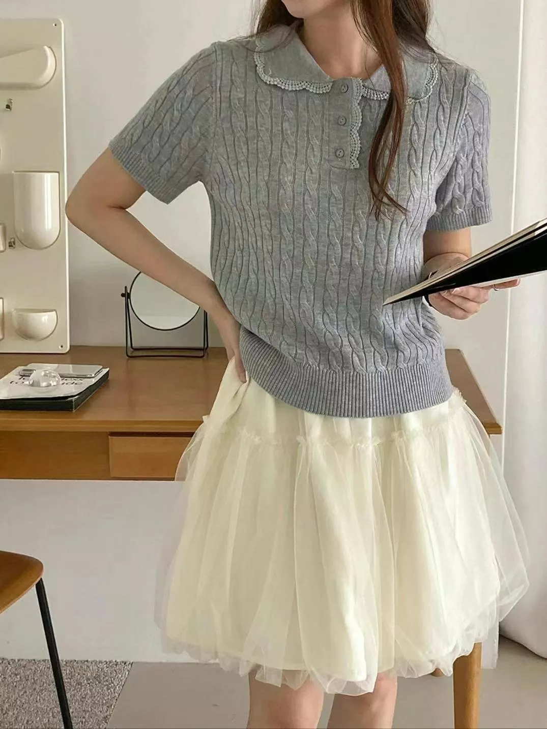 蕾絲領針織短袖上衣