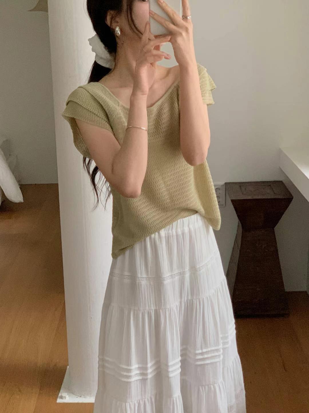 荷葉袖輕針織上衣