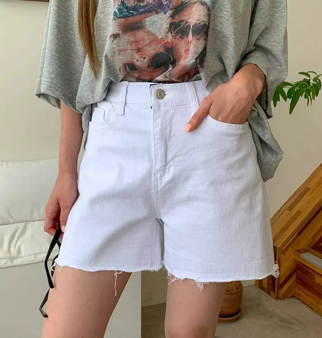 高腰直筒牛仔短褲