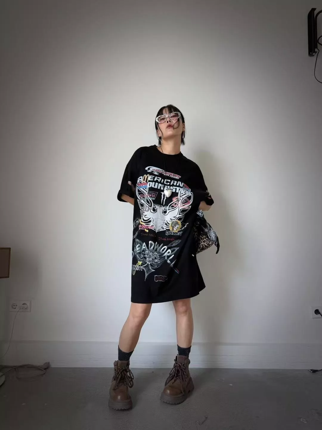 街頭熱浪．美式塗鴉寬版印花T恤