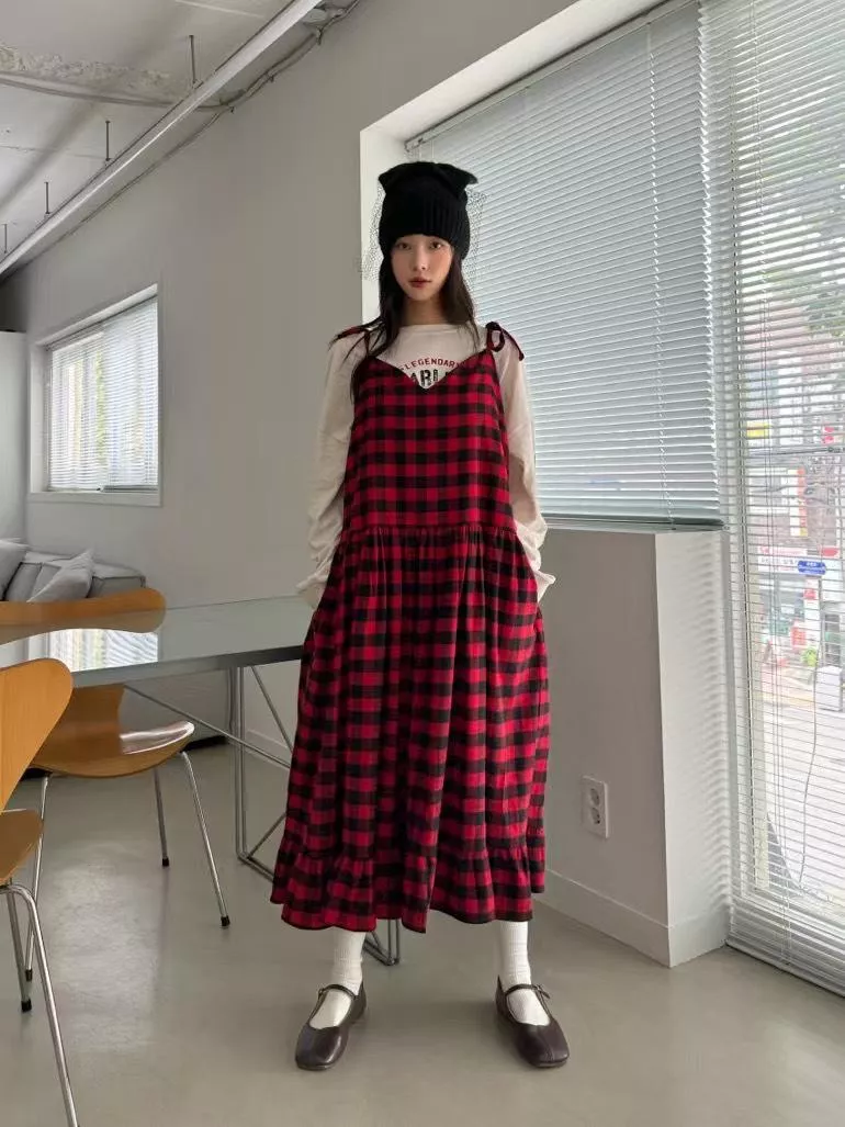 夏日經典格紋吊帶洋裝