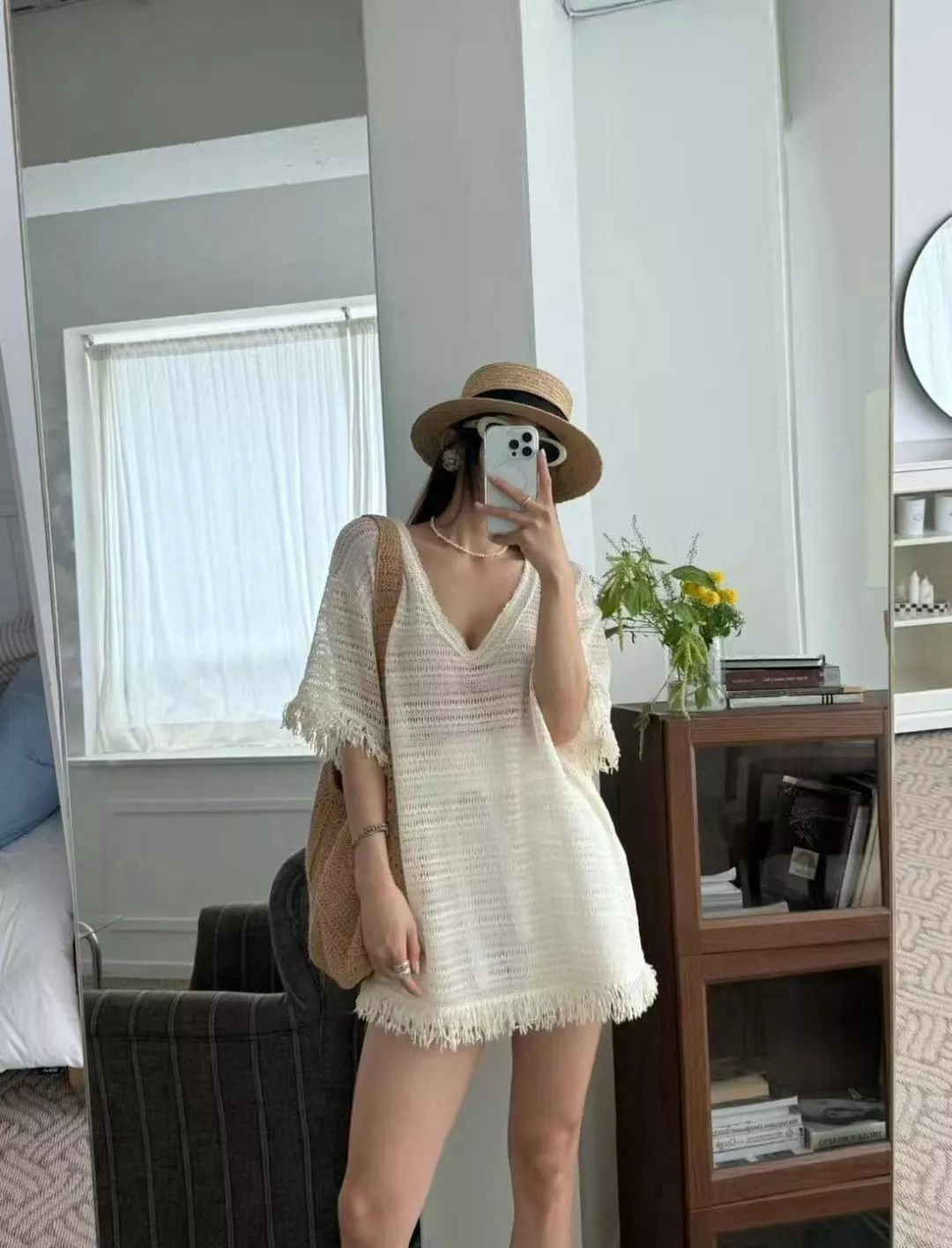 鏤空針織V領上衣