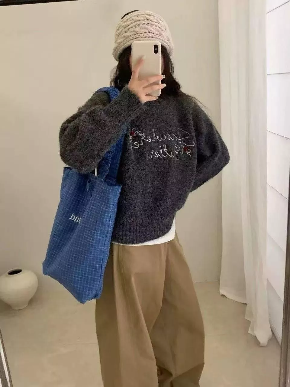 毛絨字母針織毛衣