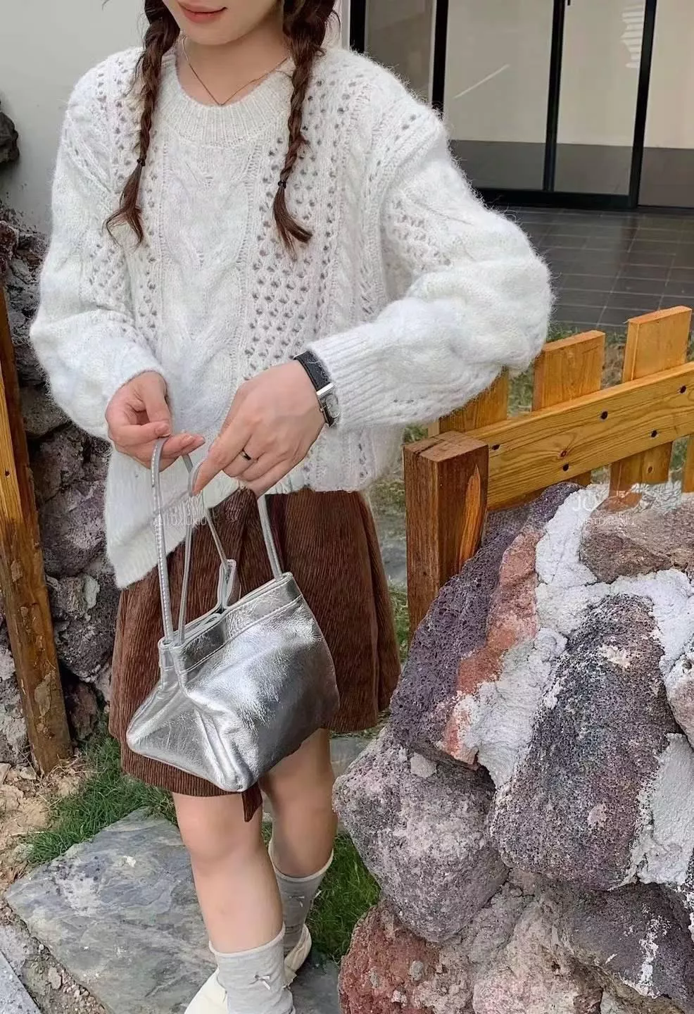 麻花洞洞針織毛衣