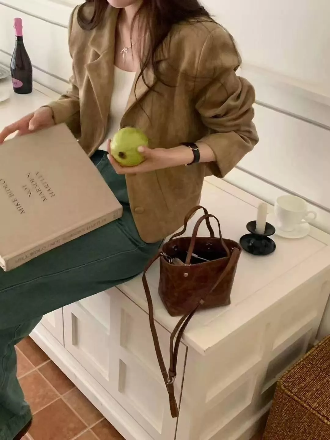 復古麂皮感短版西裝外套