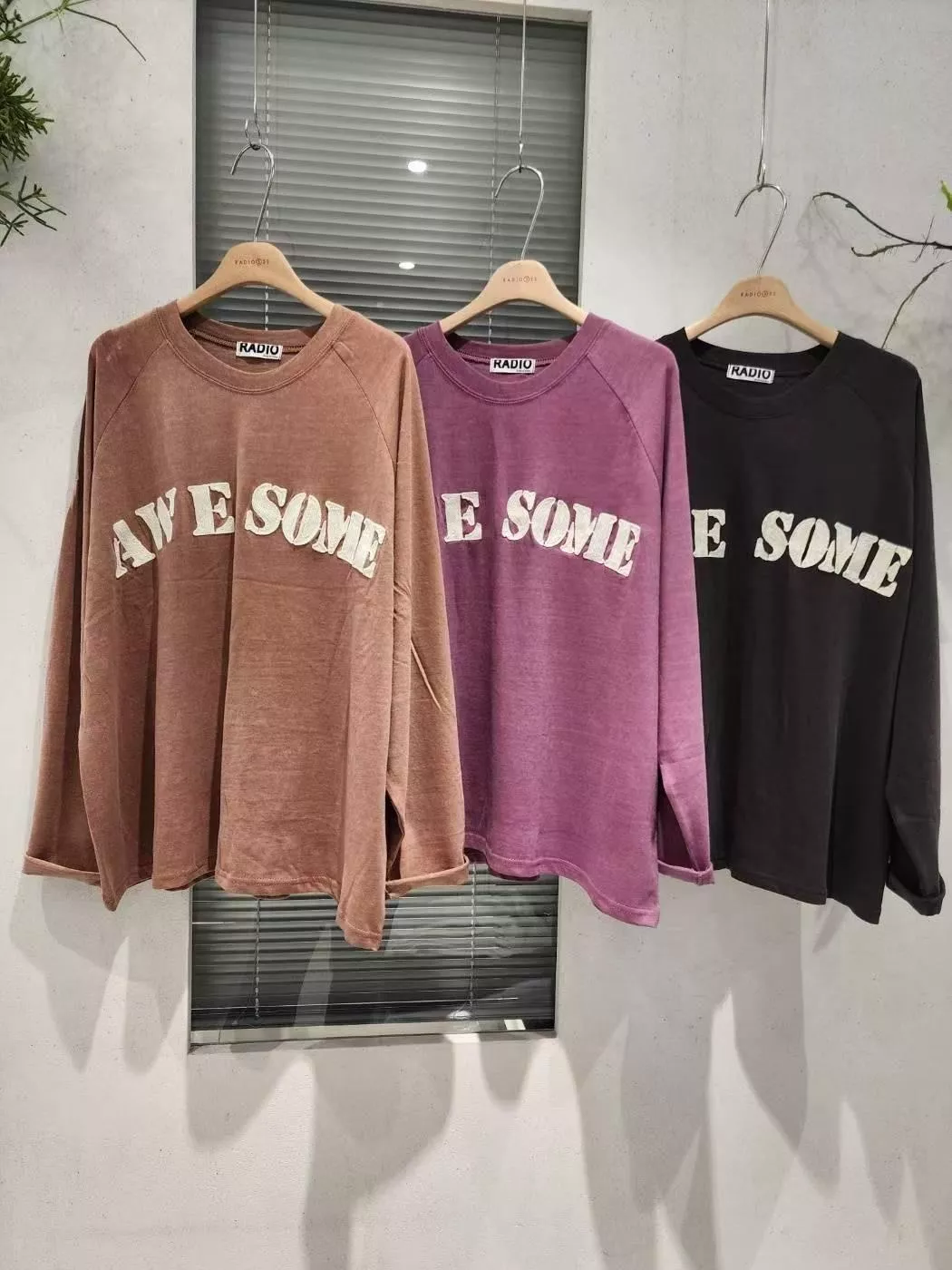 復古水洗字母長袖