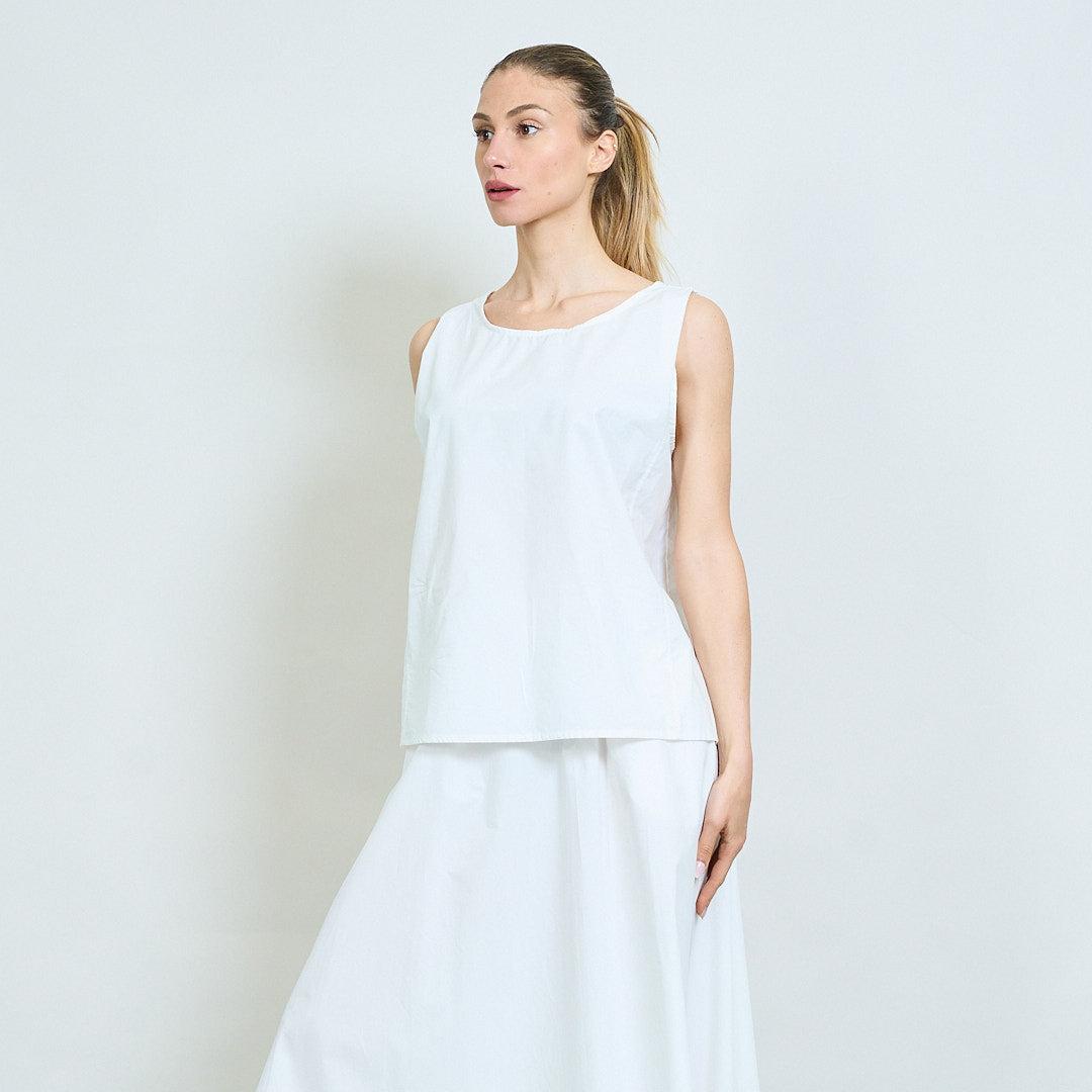 義大利品牌GIOYA & CO-白色後背帶寬鬆無袖上衣