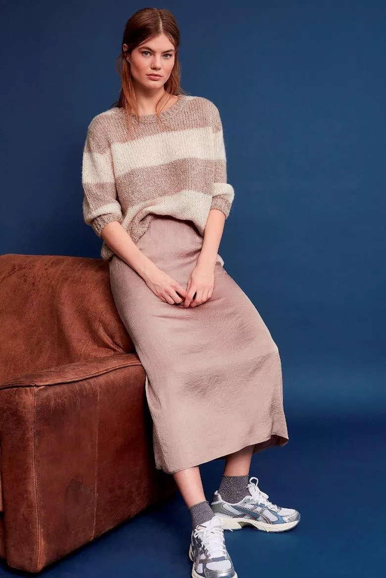 德國Oui-米駝寬橫條七分袖毛衣