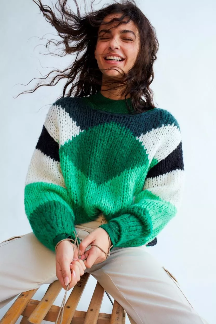 德國Oui-墨綠圓領撞色粗針毛衣