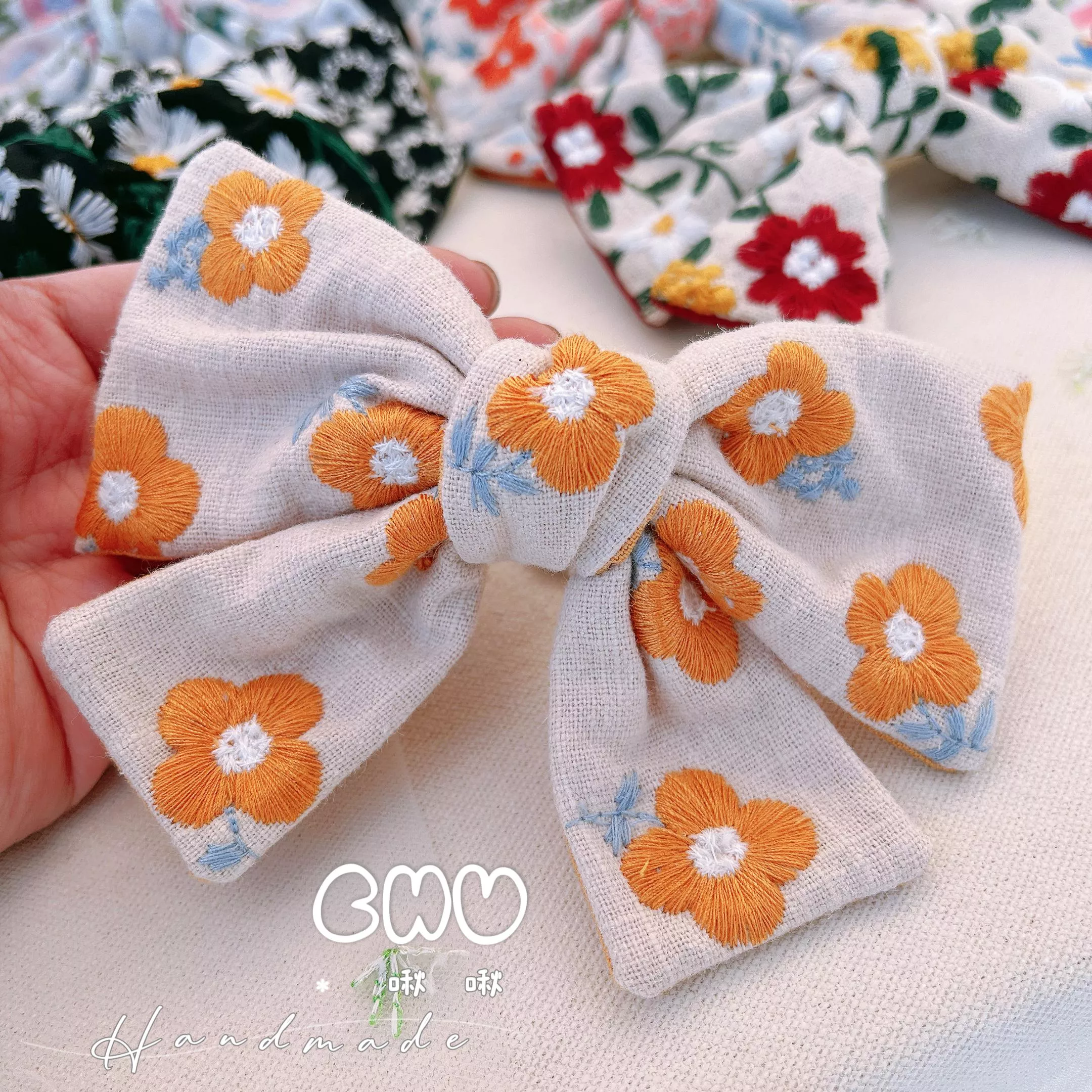 小黃花朵 🌼 蝴蝶結彈簧夾