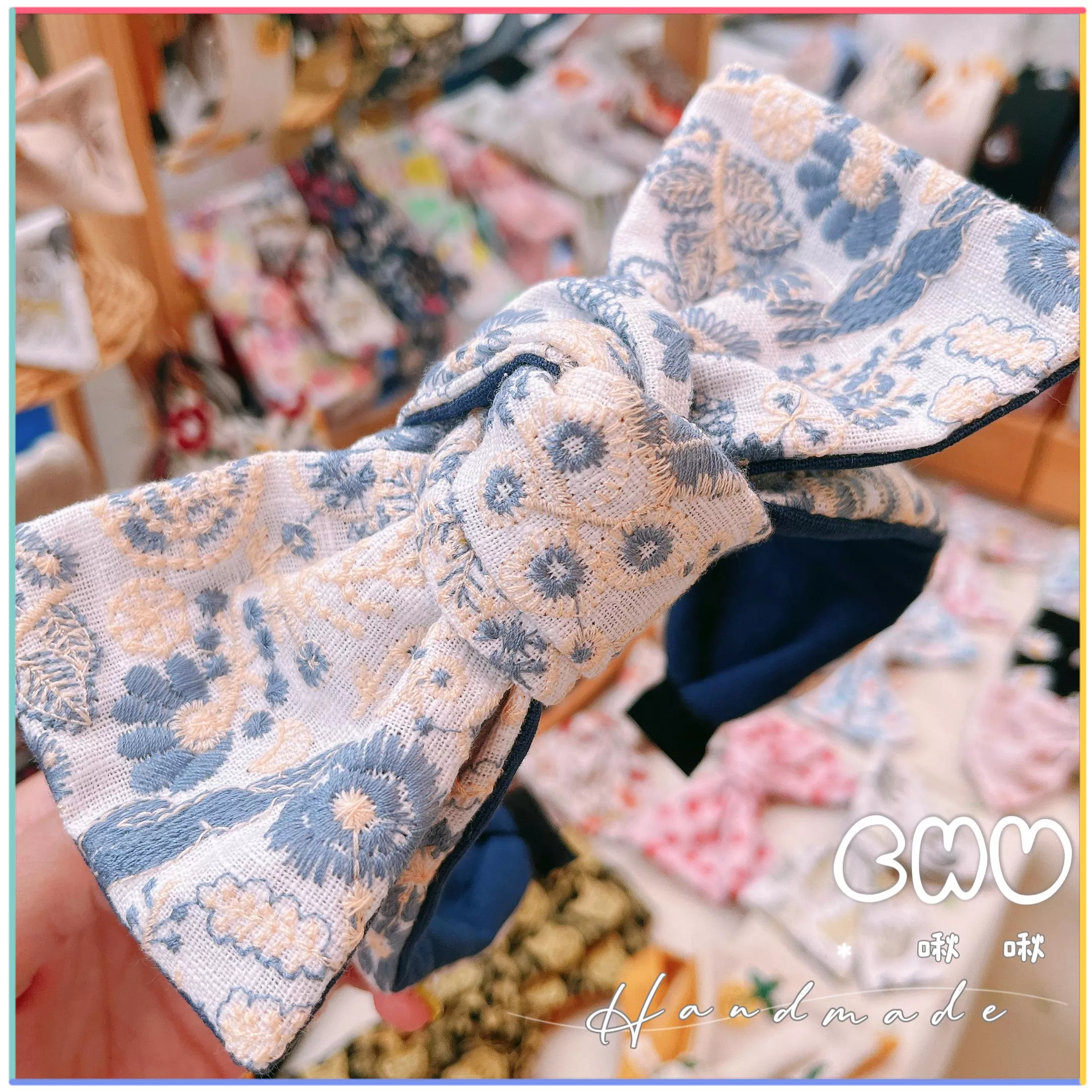 刺繡款｜小仙女 (內襯深藍)｜寬版 蝴蝶結髮箍