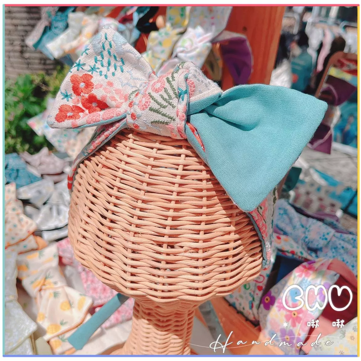 刺繡款｜橘色花花(湖水藍)｜蝴蝶結髮帶