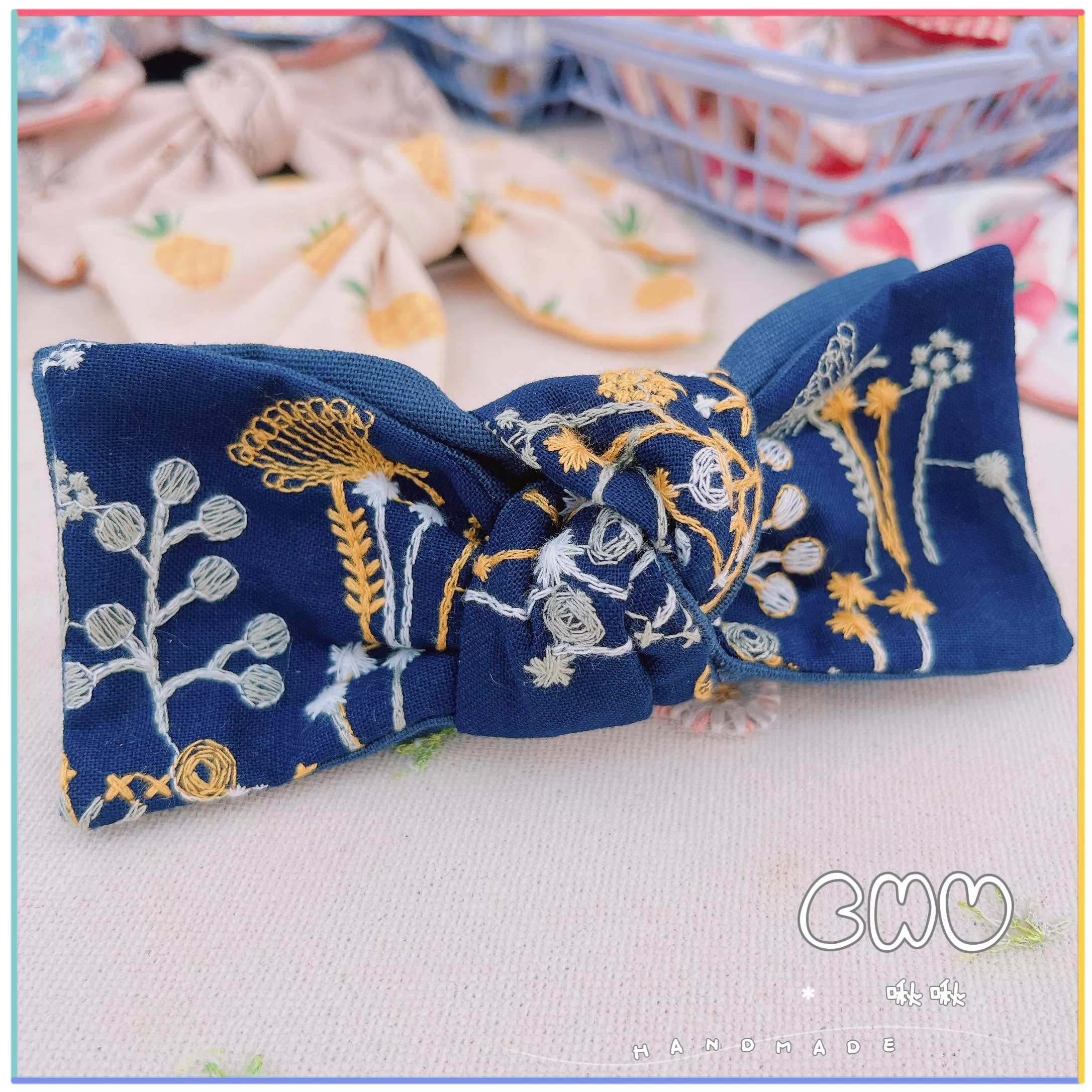 刺繡款｜蝴蝶🦋(深色)｜馬尾夾