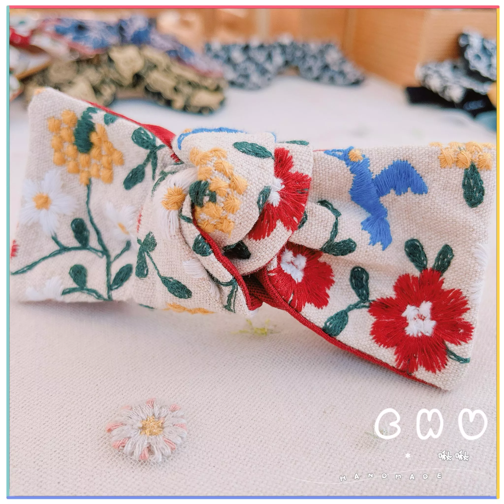 刺繡款｜蜂鳥花園｜啾啾馬尾夾