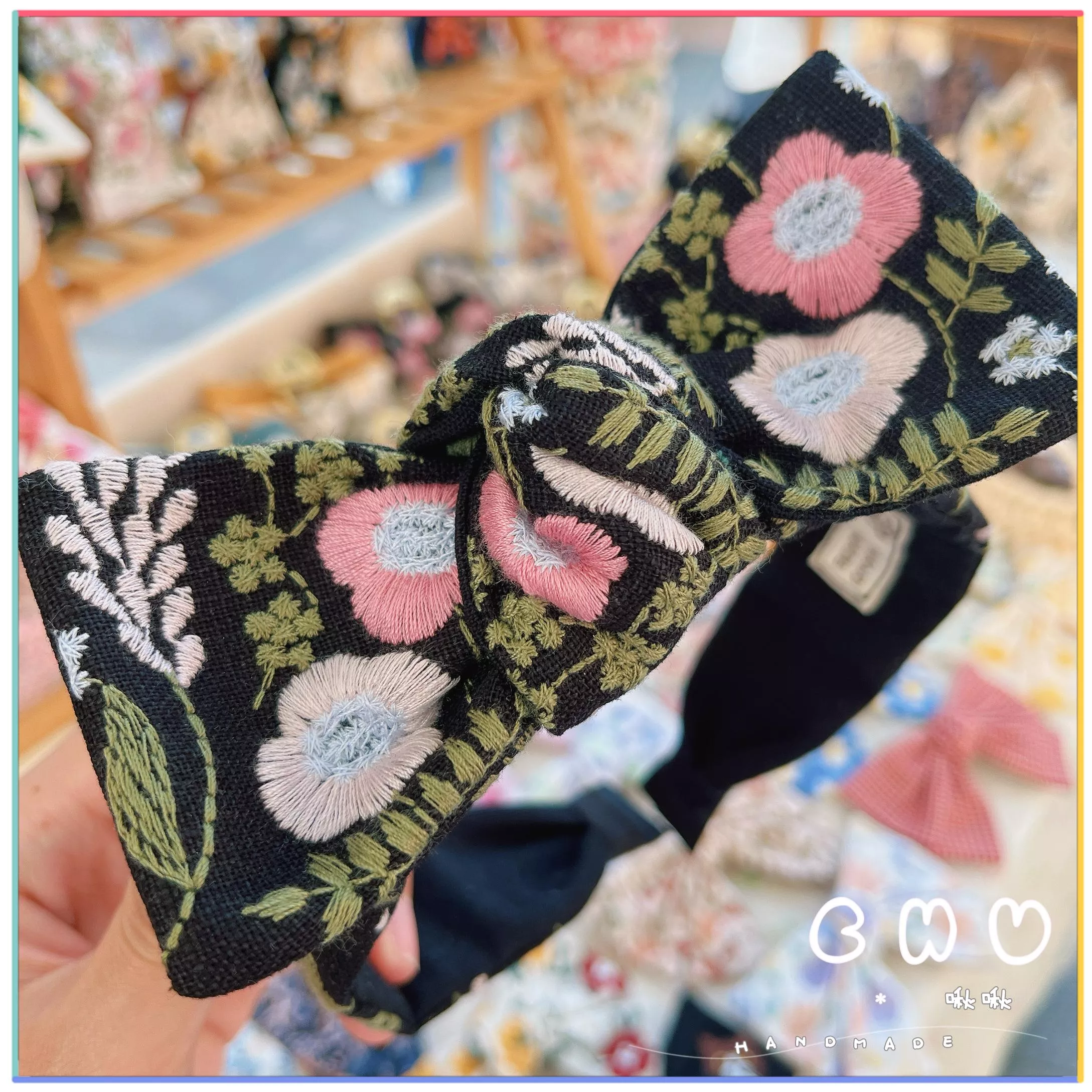 刺繡款｜粉紅花朵｜細版 蝴蝶結 髮箍