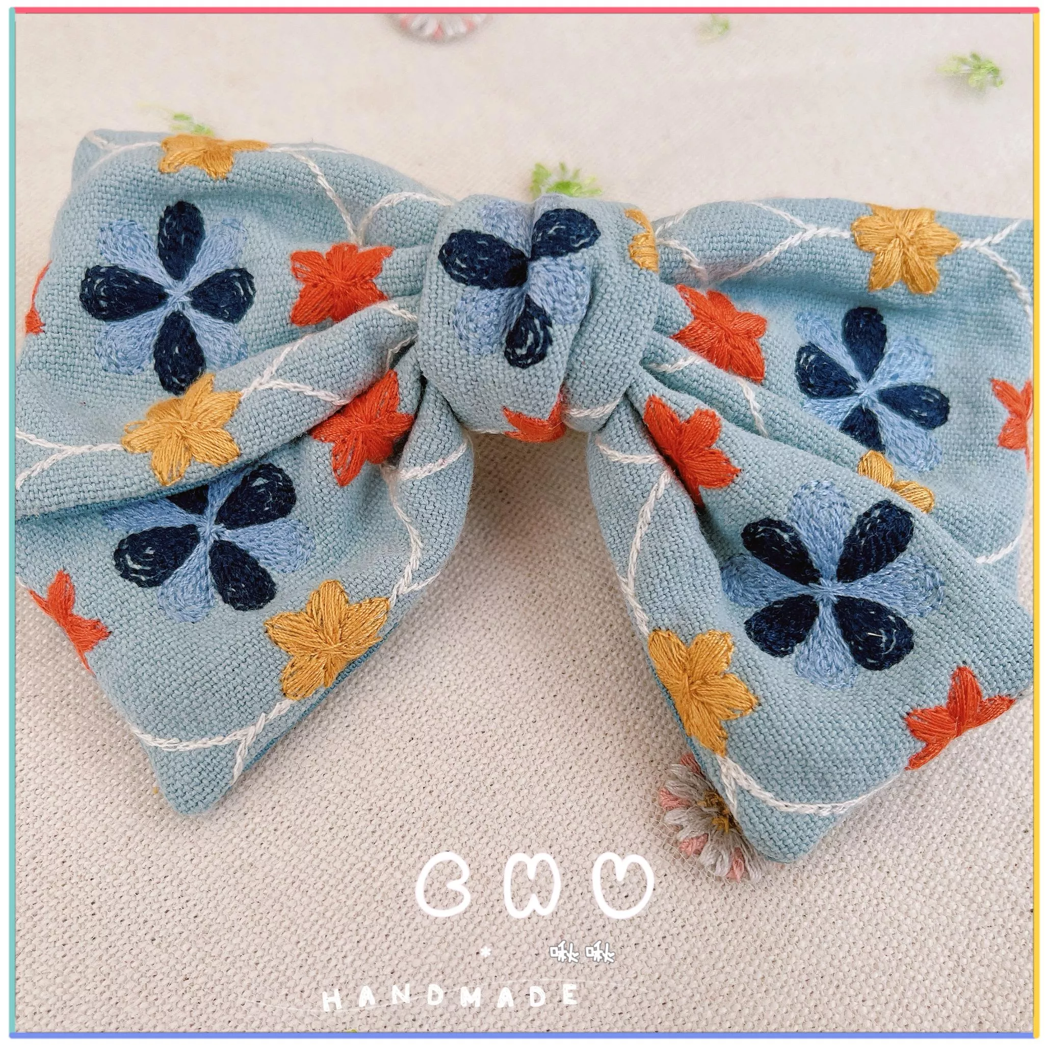 刺繡款｜花磚 (天空藍)｜彈簧髮夾