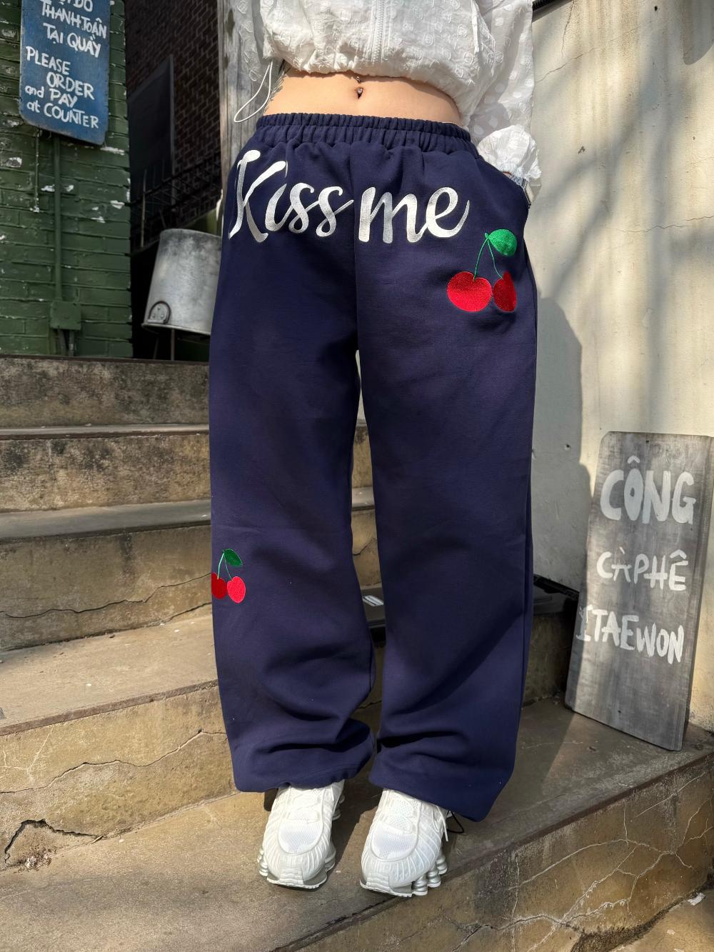 [unisex]Kiss me pts(3color)