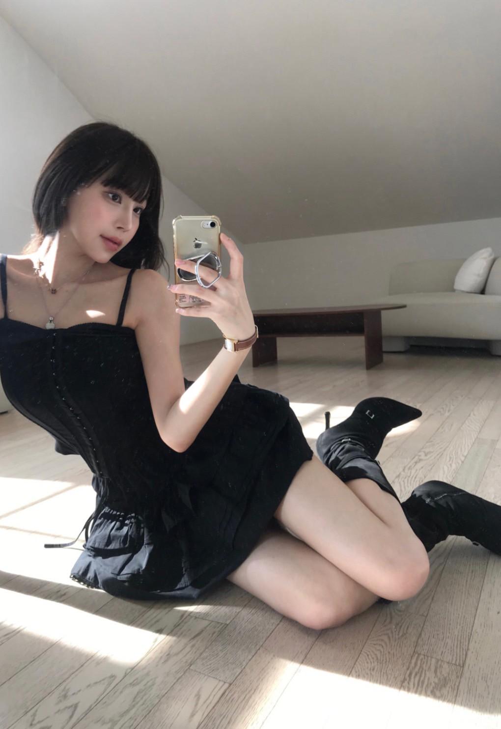 Black corset