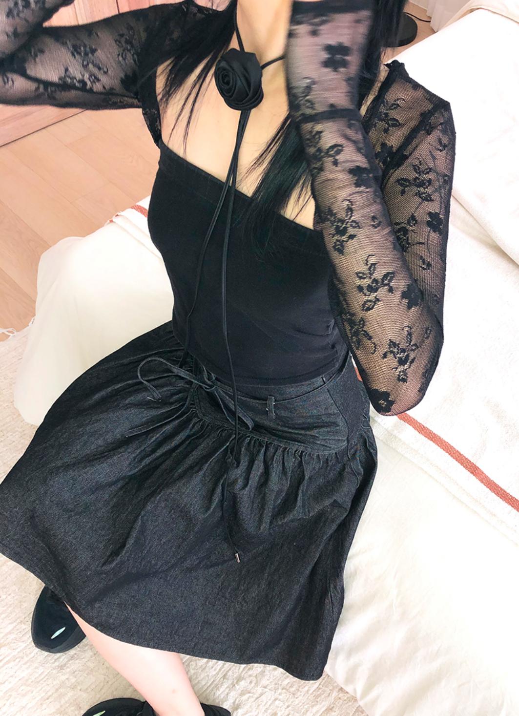 Black Rose Long Strap Choker