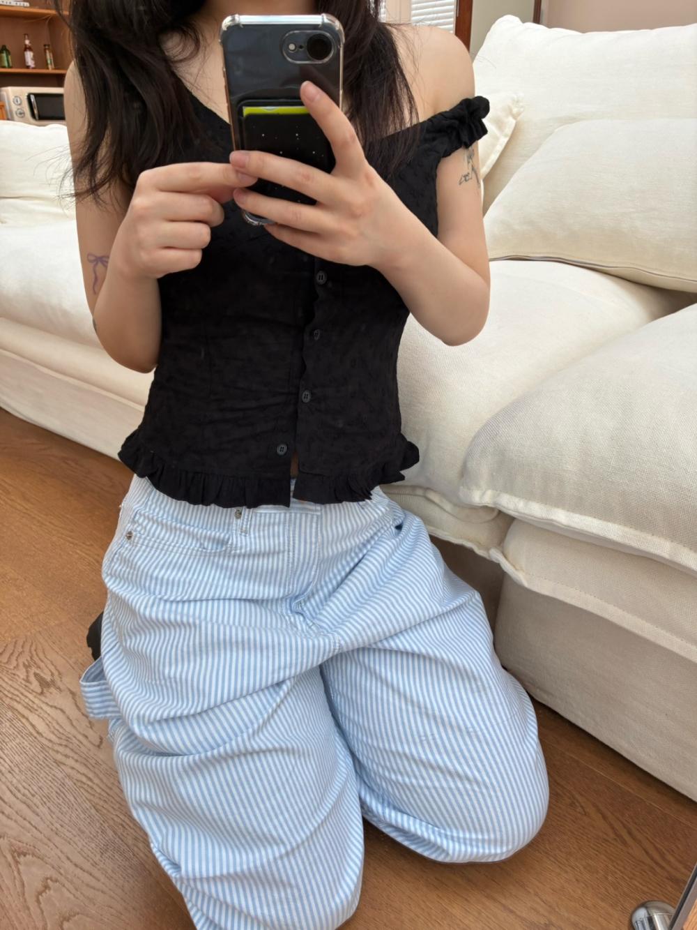 punching frill cropped button blouse(2color)