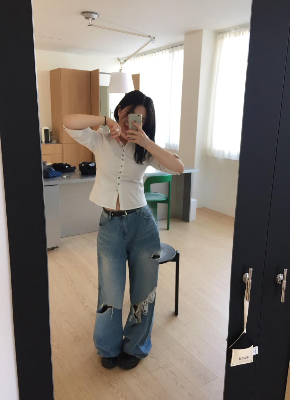 (OOTJ)Ripped damage jeans