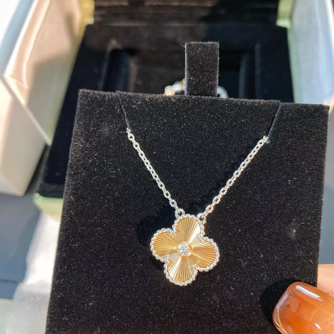 聖誕限定四葉草雷射玫瑰金白金雙拼項鍊