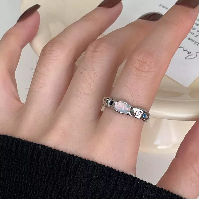 925純銀歐泊石七彩鑽戒指