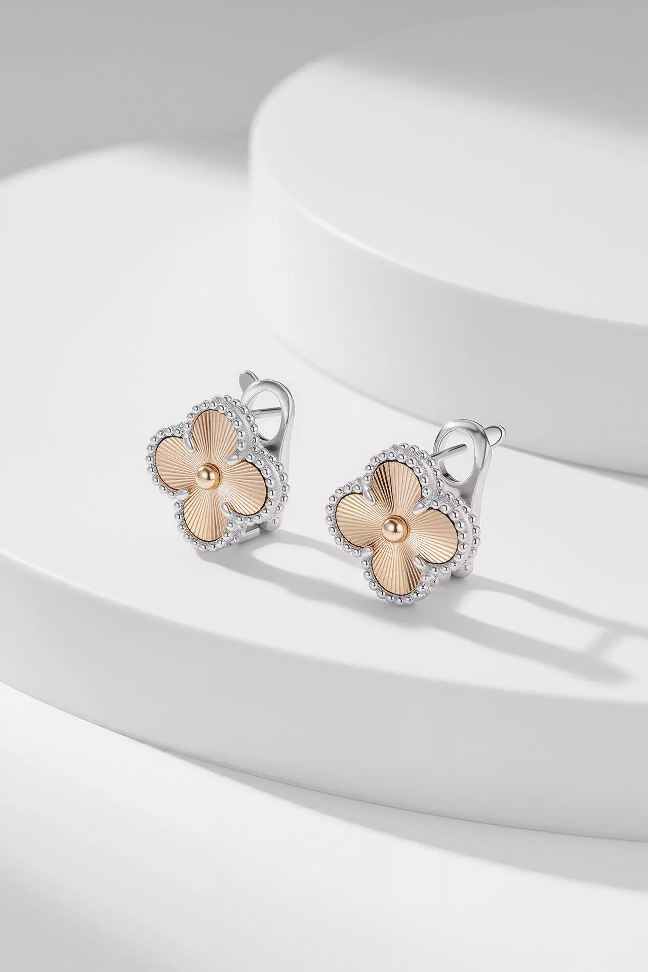 經典四葉草耳扣